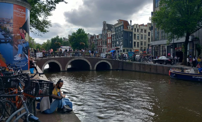 Ámsterdam acepta perder dinero para salvar a la ciudad de la masificación turística